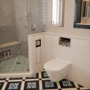 HAGO24 WC Modul Edelstahl Schwarz Einbauschrank Unterputz Wandnische 200x600mm Toilettenpapierhalter Bürstenhalter Push-to-Open befliesbare Tür